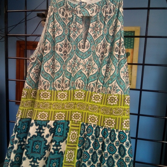 $72 London Style Multicolor Maxi sz 4 NWT - Picture 2 of 7